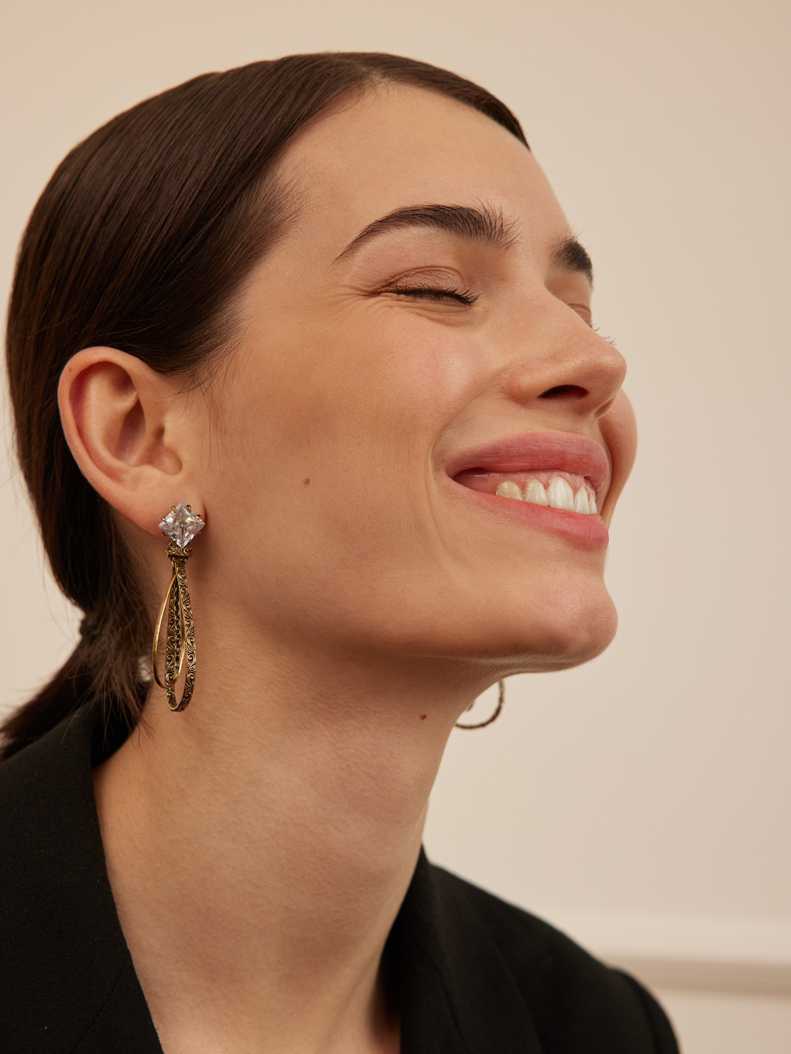 OR1605 CRYSTAL Earings VIVIENNE