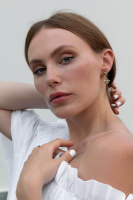 OR2104 CRYSTAL Earings пусеты Bumblebee sul trifoglio
