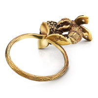 AN2104 CRYSTAL Ring Bumblebee sul trifoglio AN2104 CRYSTAL Ring Bumblebee sul trifoglio