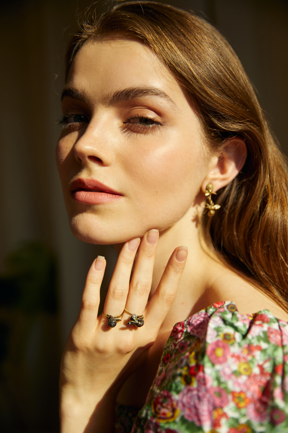 AN2104 CRYSTAL Ring Bumblebee sul trifoglio